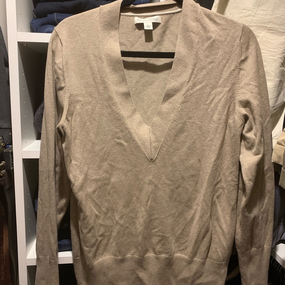 Silk Cotton Cashmere Blend fitted V neck sweater